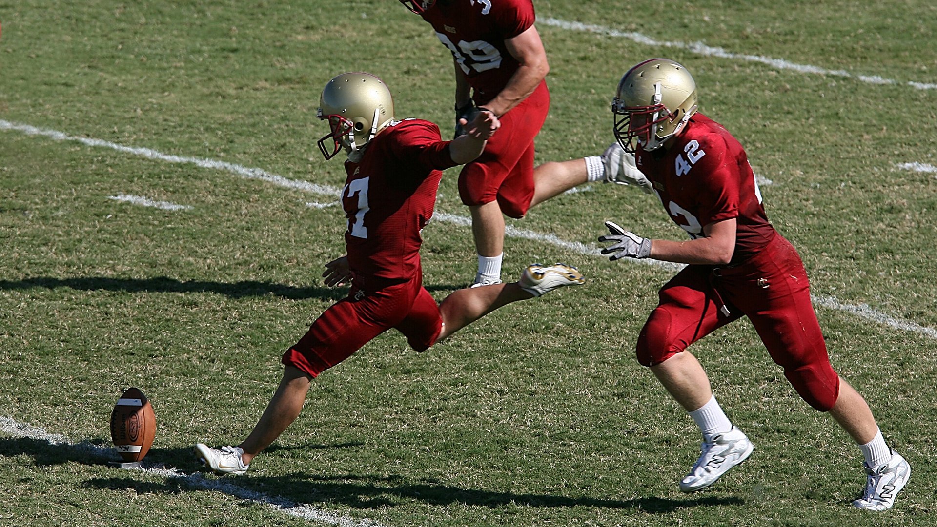 经典比赛瞬间,球员飒爽英姿,奏响胜利乐章,球场飒爽英姿